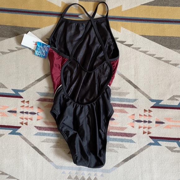 NWT Speedo Lycra Maroon/Black Racing Bathing Suit Women’s Size 30 - Picture 4 of 12